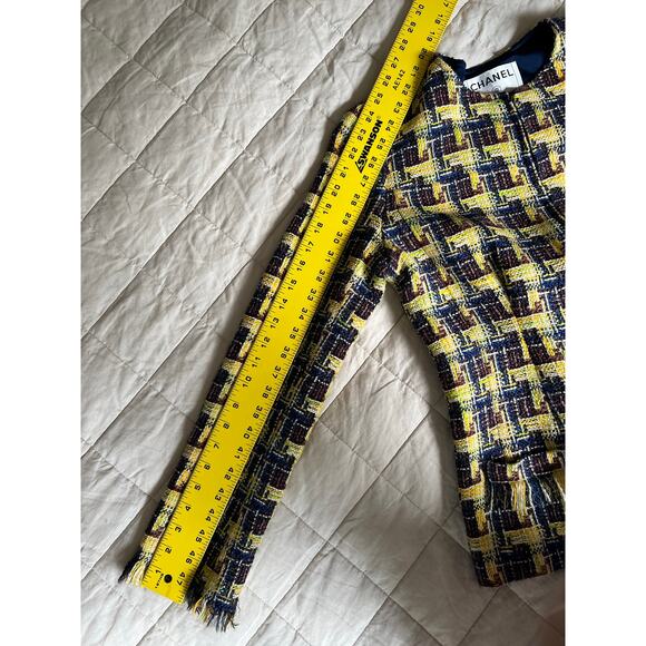 2004 Vintage Chanel Runway Yellow Multicolor Wool Jacket with Scarf and Brooch - Picture 15 of 16